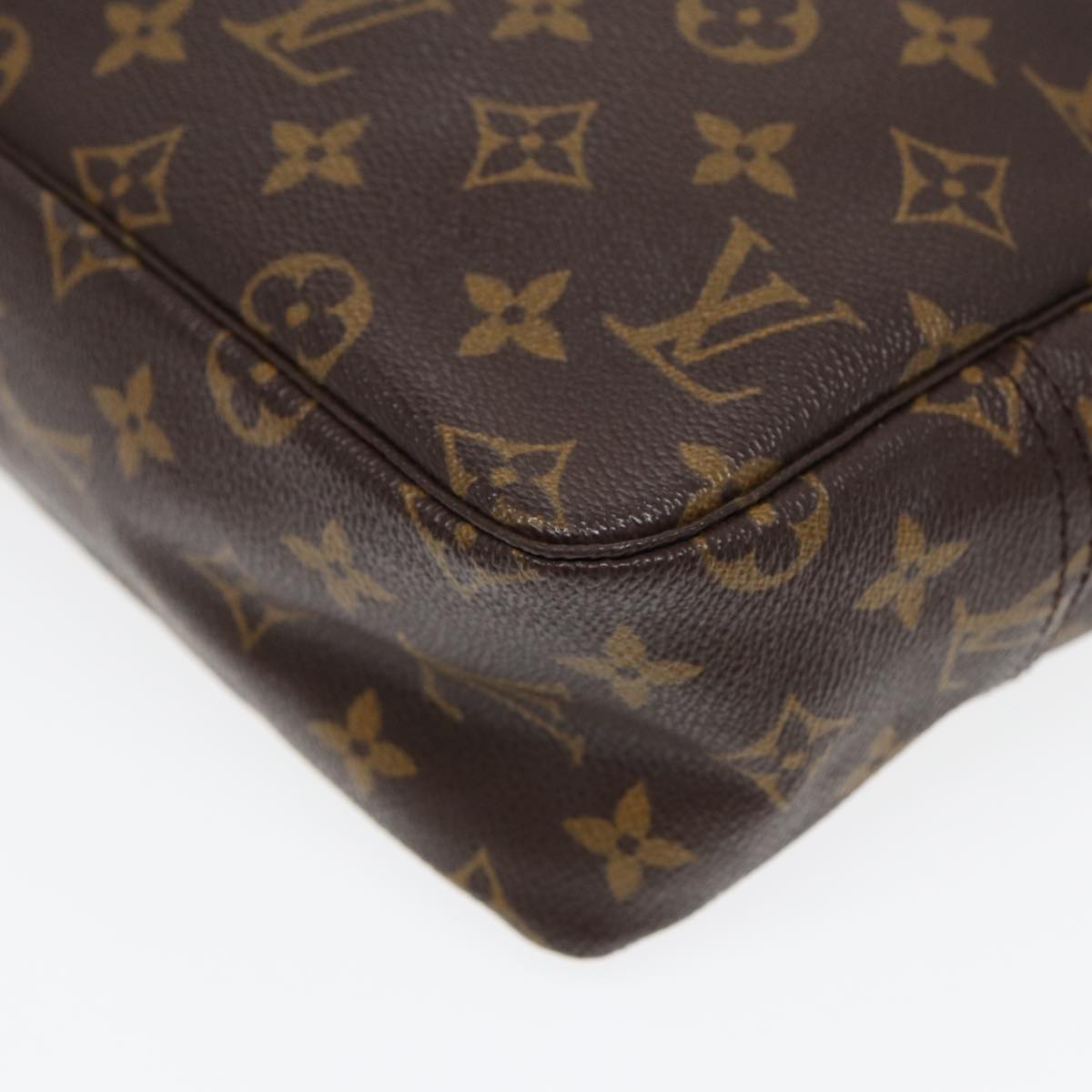 LOUIS VUITTON Monogram Trousse Toilette 28 Clutch Bag M47522 LV Auth 85328