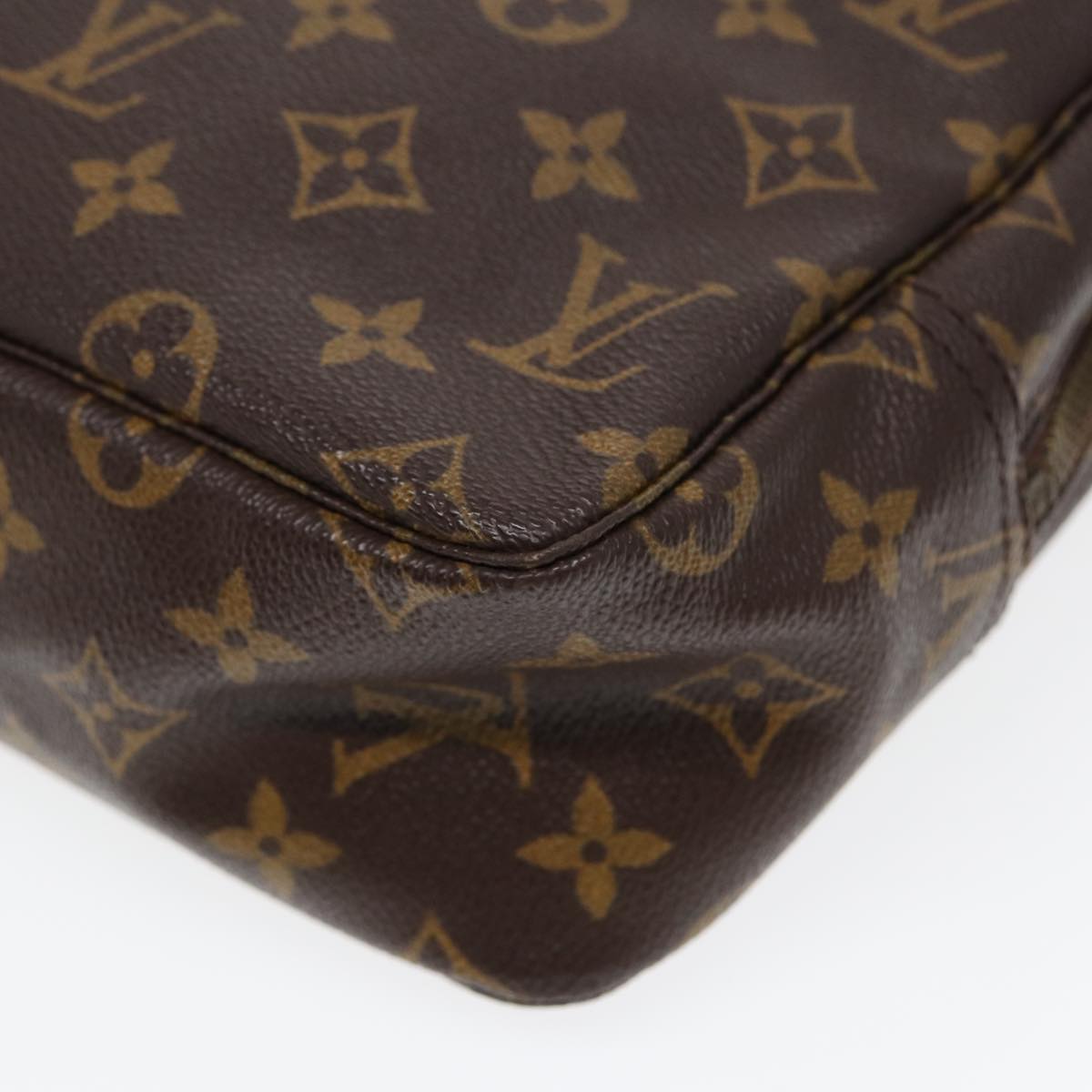 LOUIS VUITTON Monogram Trousse Toilette 28 Clutch Bag M47522 LV Auth 85328