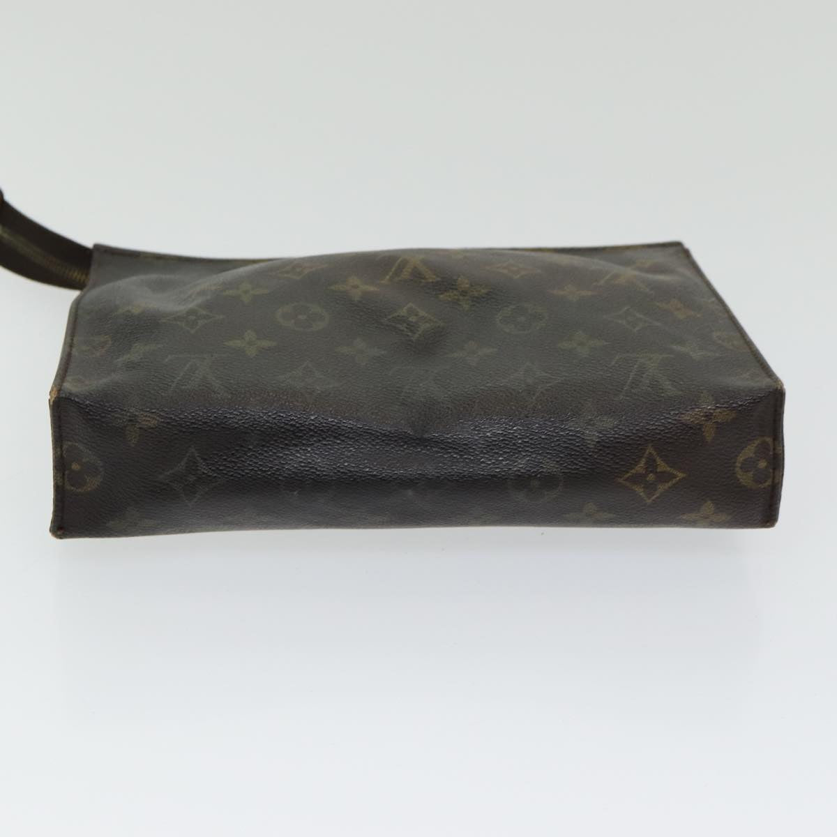 LOUIS VUITTON Monogram Poche Toilette 26 Pouch M47542 LV Auth 85336