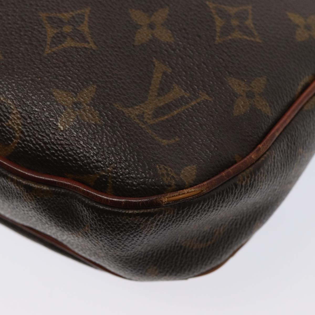 LOUIS VUITTON Monogram Odeon MM Shoulder Bag M56389 LV Auth 85358