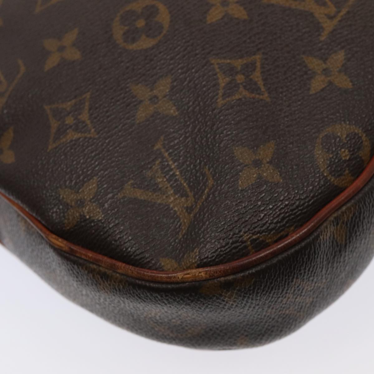 LOUIS VUITTON Monogram Odeon MM Shoulder Bag M56389 LV Auth 85358