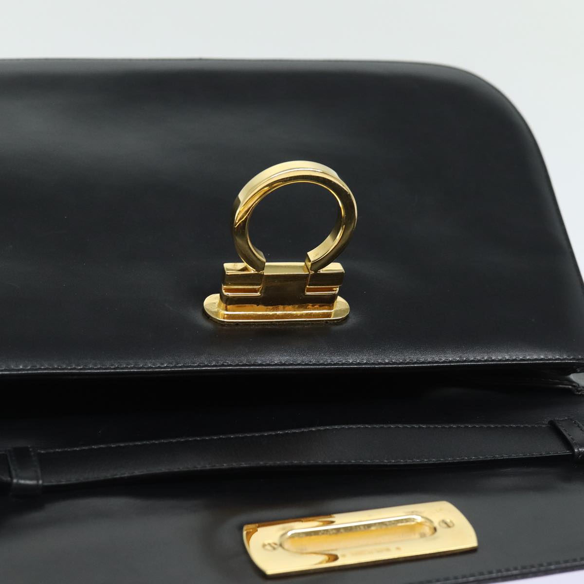 Salvatore Ferragamo Gancini Shoulder Bag Leather Black Gold Auth 85386