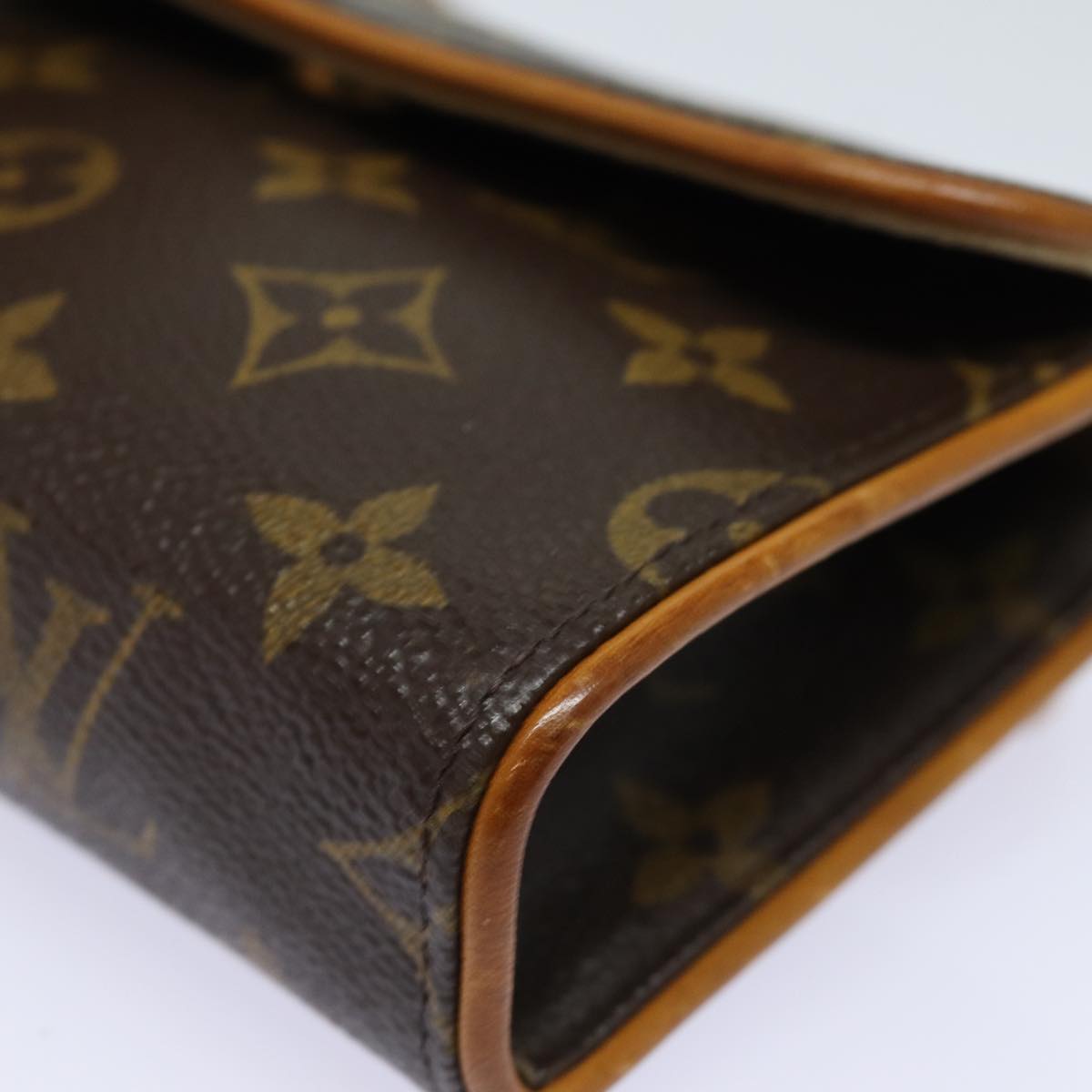 LOUIS VUITTON Monogram Pochette Florentine Waist bag M51855 LV Auth 85421