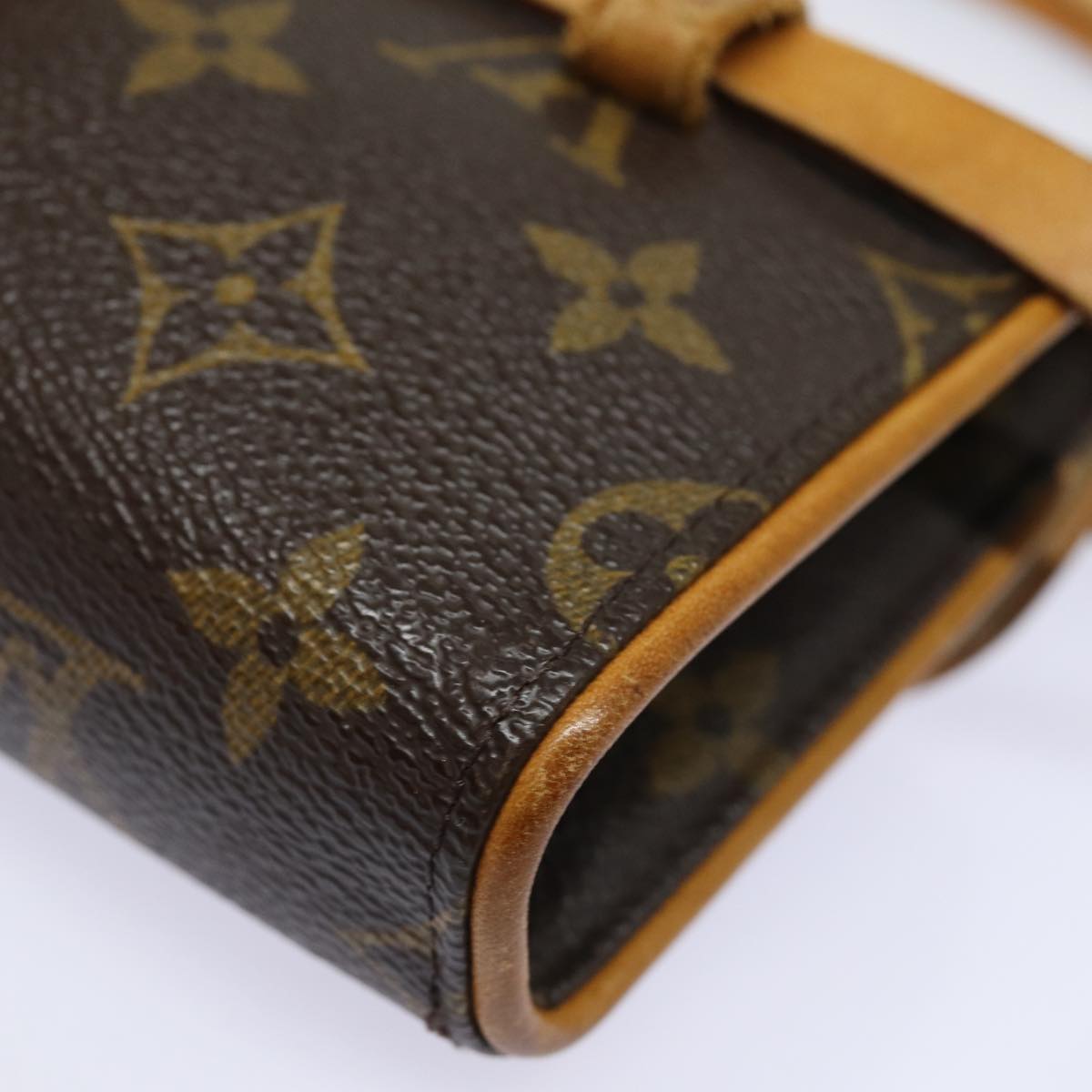 LOUIS VUITTON Monogram Pochette Florentine Waist bag M51855 LV Auth 85421