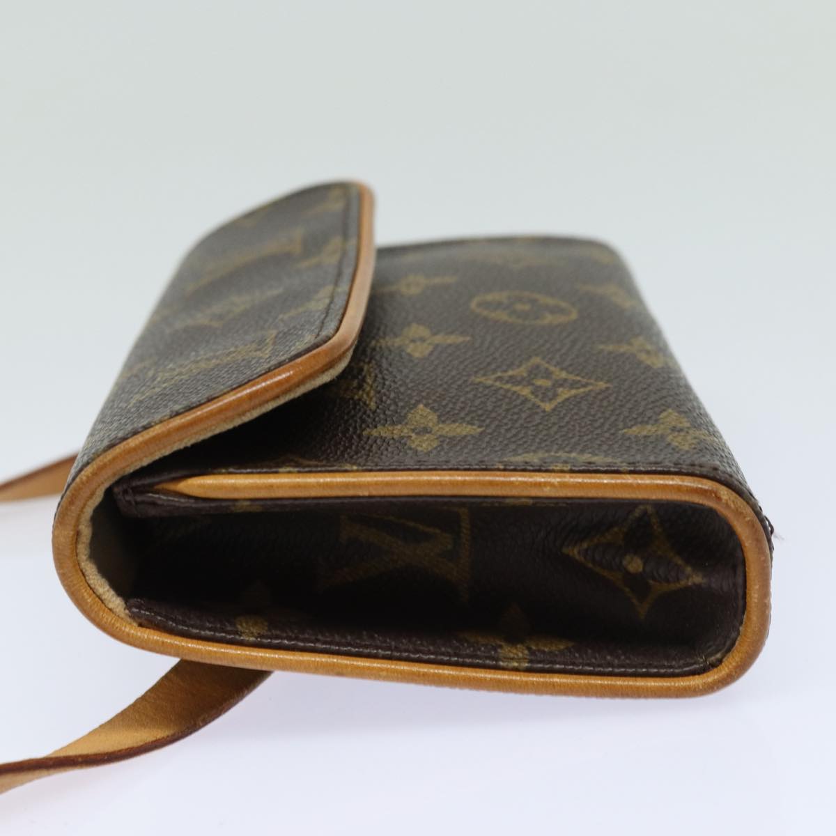 LOUIS VUITTON Monogram Pochette Florentine Waist bag M51855 LV Auth 85421