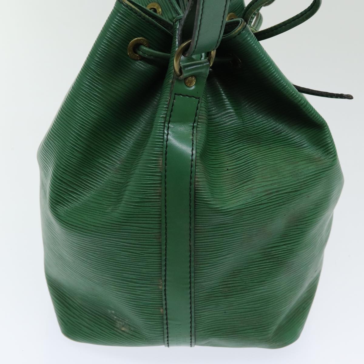 LOUIS VUITTON Epi Petit Noe Shoulder Bag Green M44102 LV Auth 85452