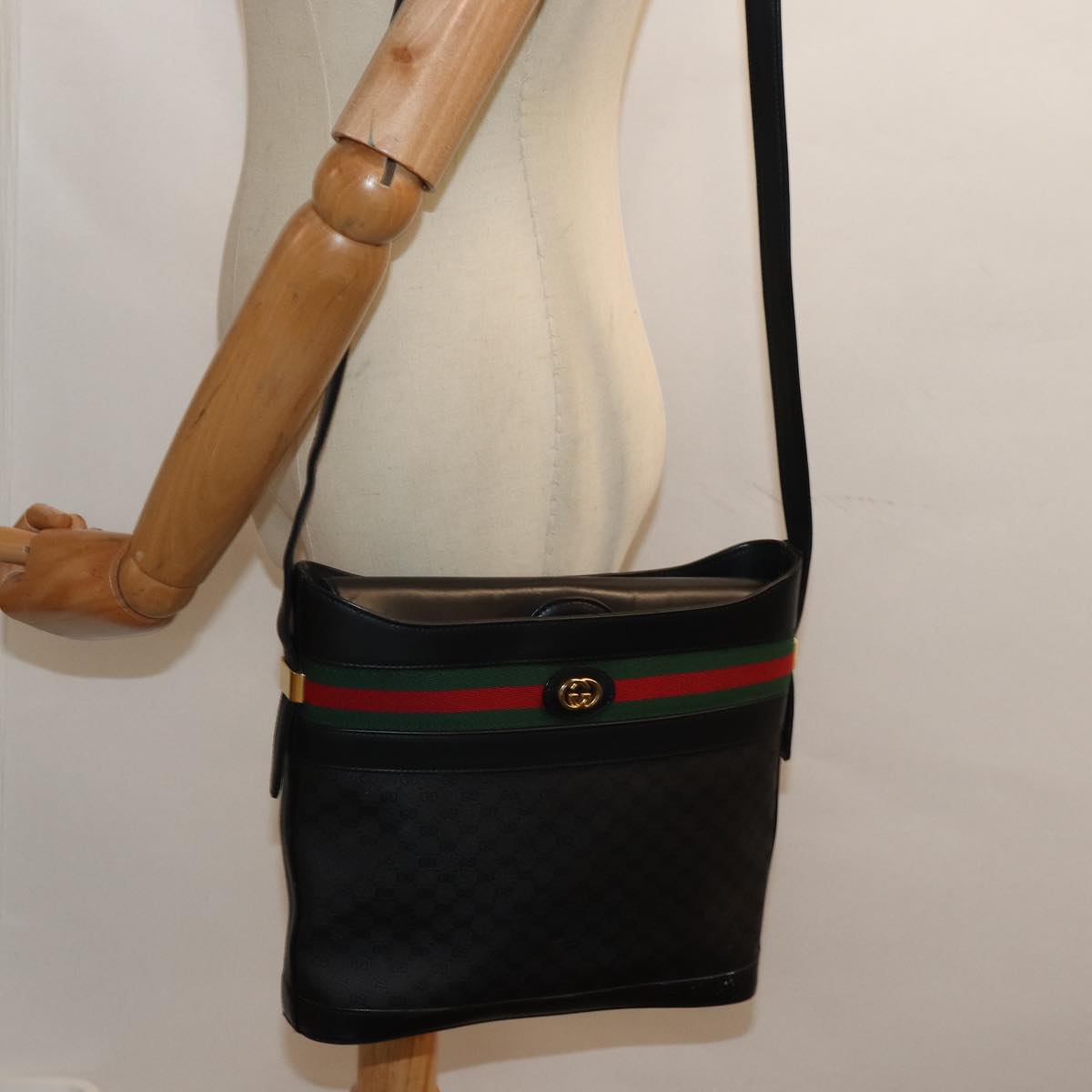 GUCCI Micro GG Supreme Web Sherry Line Shoulder Bag PVC Black Gold Auth 85498