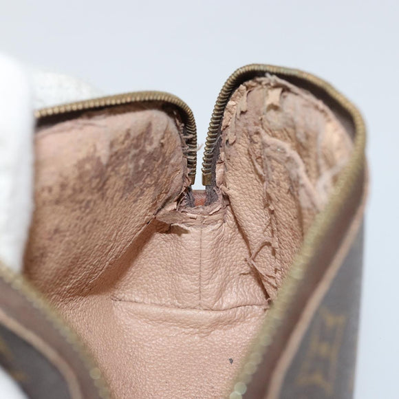 LOUIS VUITTON Monogram Pochette Cosmetic PM Cosmetic Pouch M47515 LV Auth 85663