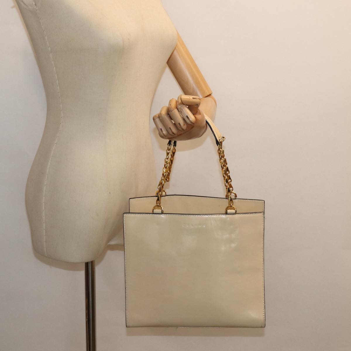 CELINE Chain Shoulder Bag Enamel Beige Gold Auth 85699