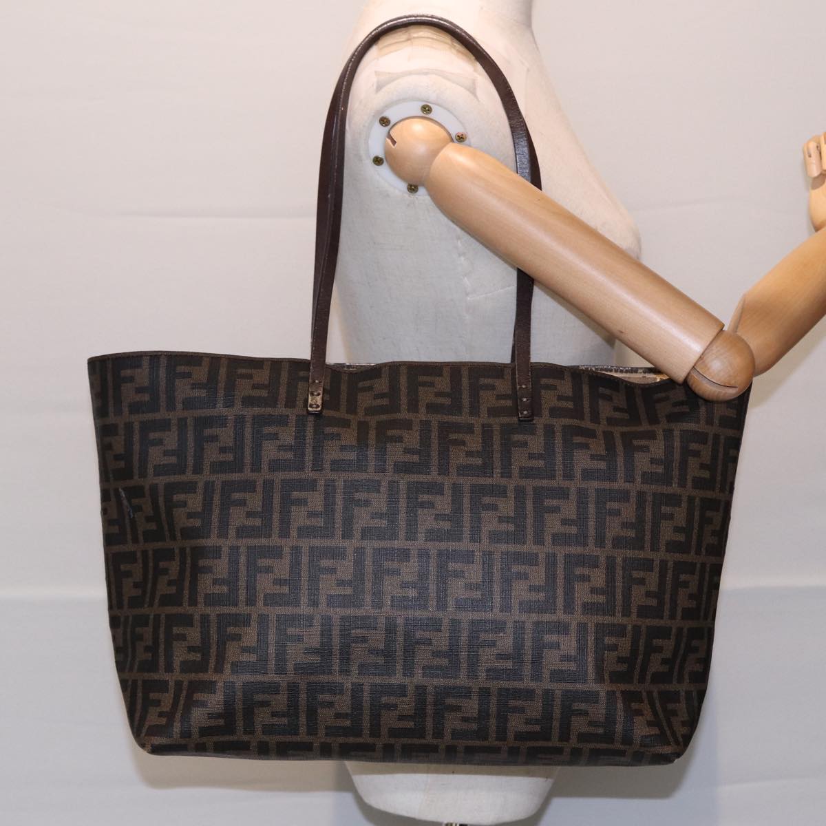 FENDI Zucca Canvas Tote Bag Brown Black gold Auth 85703