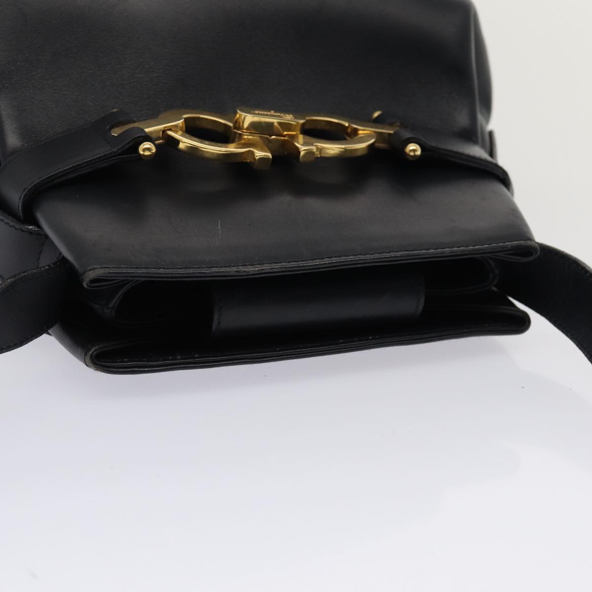 Salvatore Ferragamo Shoulder Bag Leather Gold Black Auth 85707