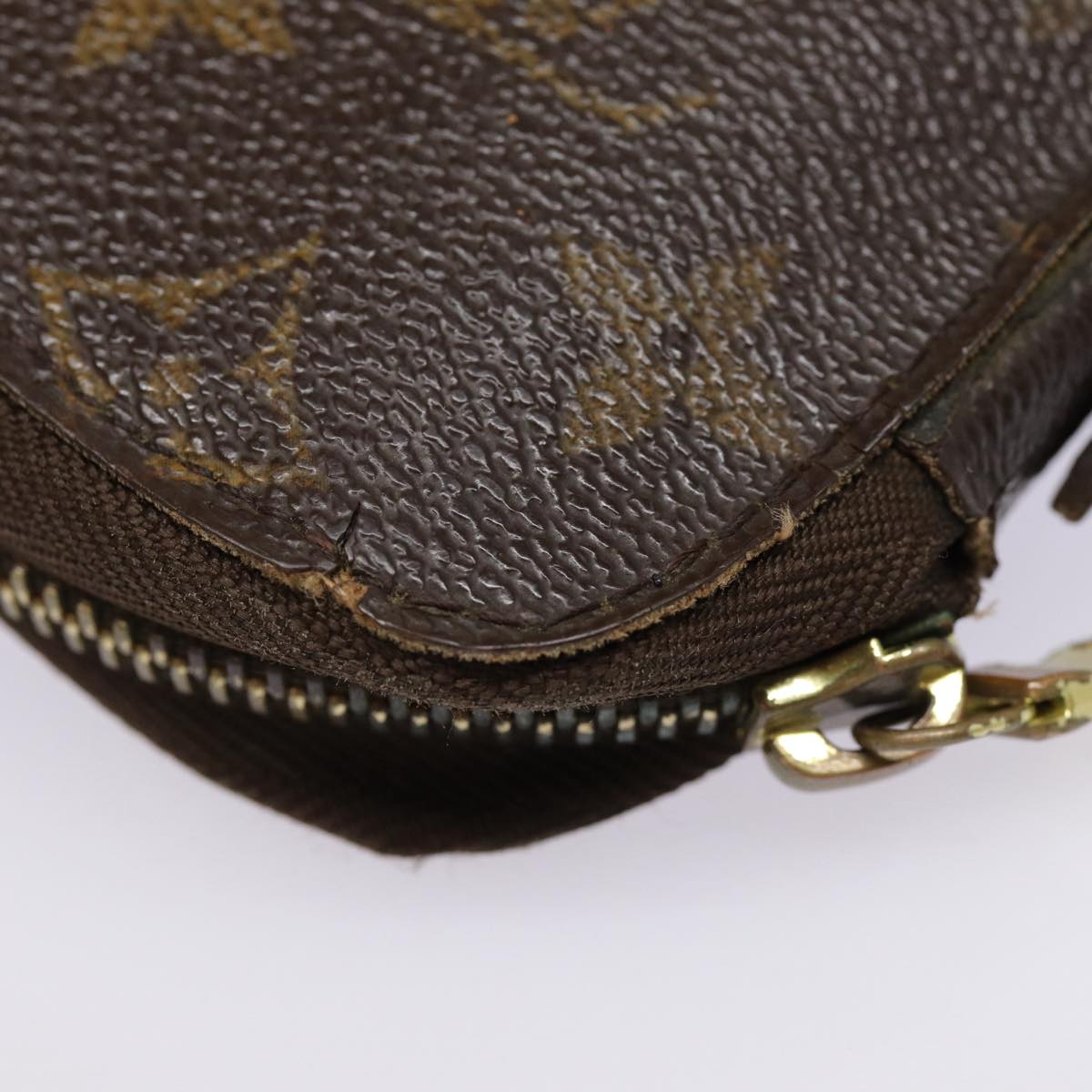 LOUIS VUITTON Monogram Poche Escapade Travel Case M60113 LV Auth 85738