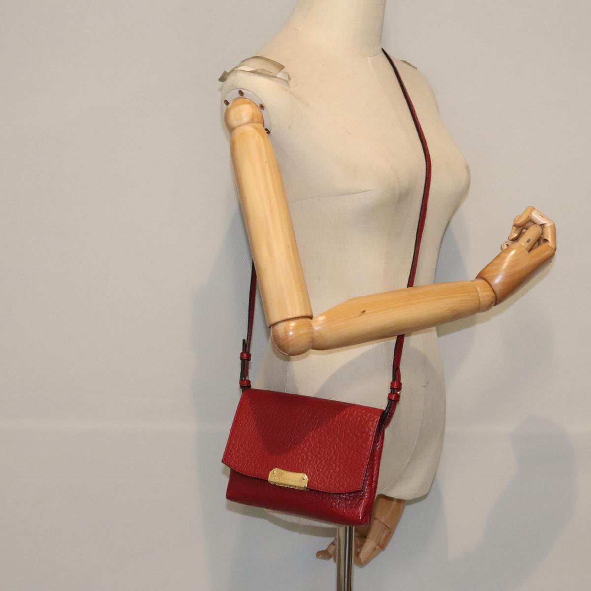 BURBERRY Shoulder Bag Leather Red Gold Auth 85765