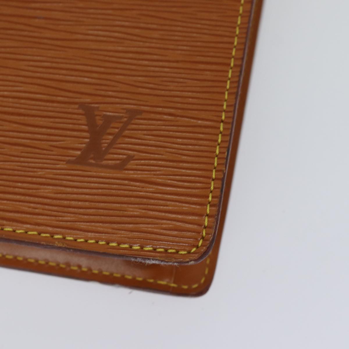 LOUIS VUITTON Epi Porte Documents Bandouliere Zipangu Gold M54468 LV Auth 85908