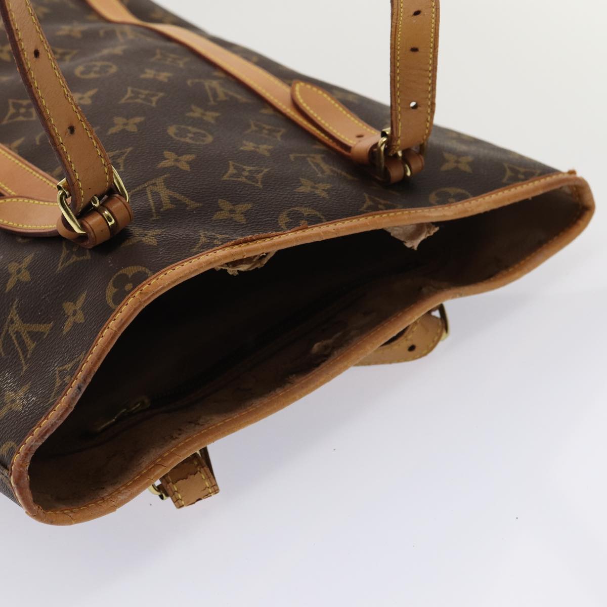 LOUIS VUITTON Monogram Bucket GM Shoulder Bag M42236 LV Auth 85963