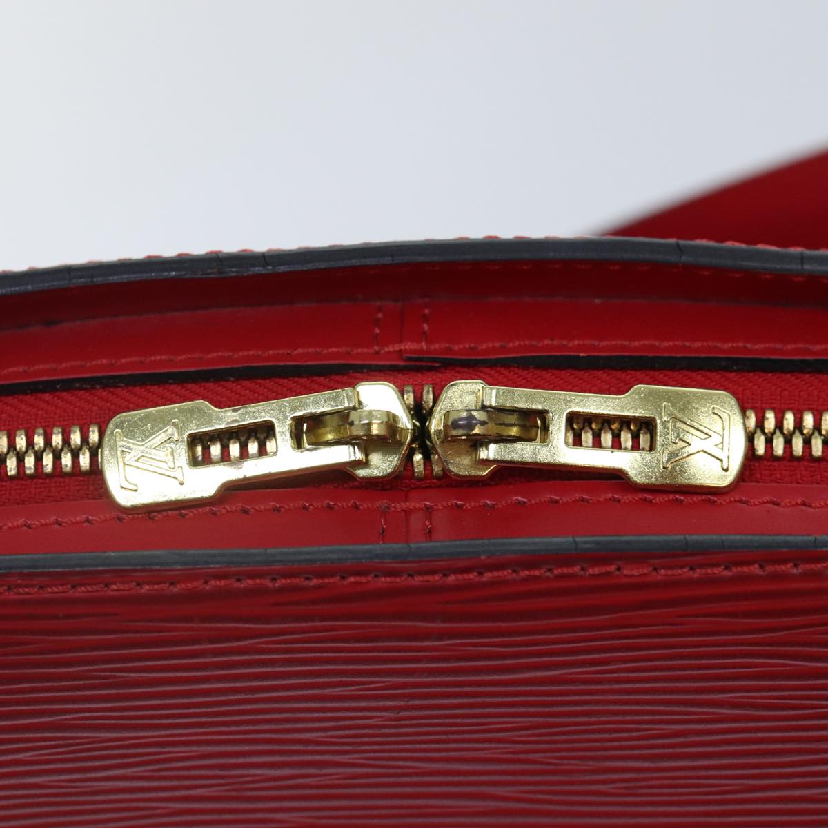 LOUIS VUITTON Epi Solferino Shoulder Bag Red M42867 LV Auth 86070