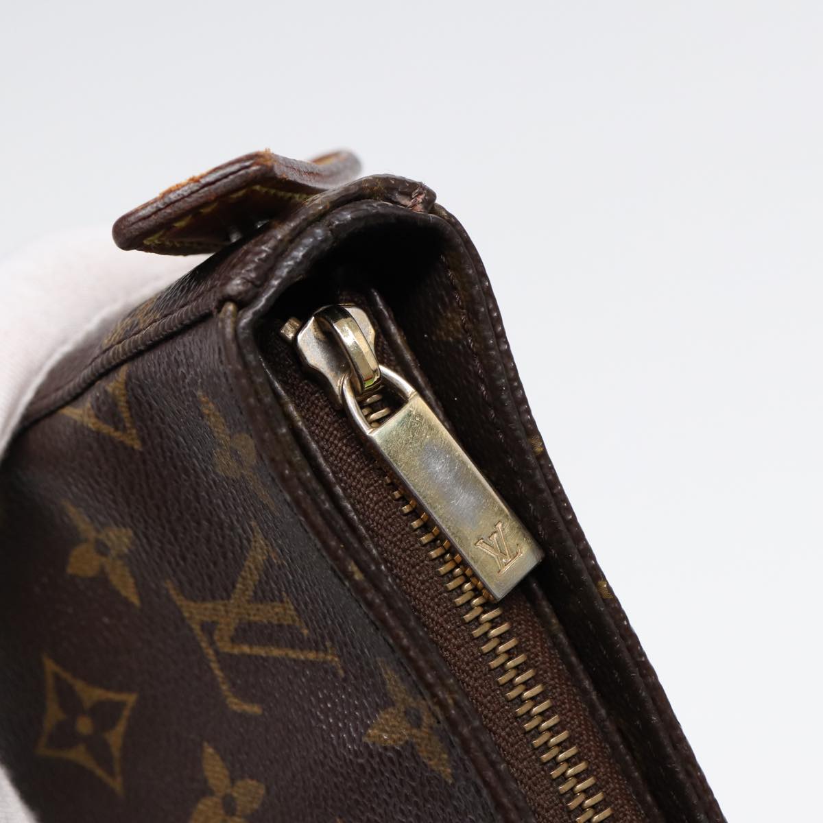 LOUIS VUITTON Monogram Looping MM Shoulder Bag M51146 LV Auth 86076