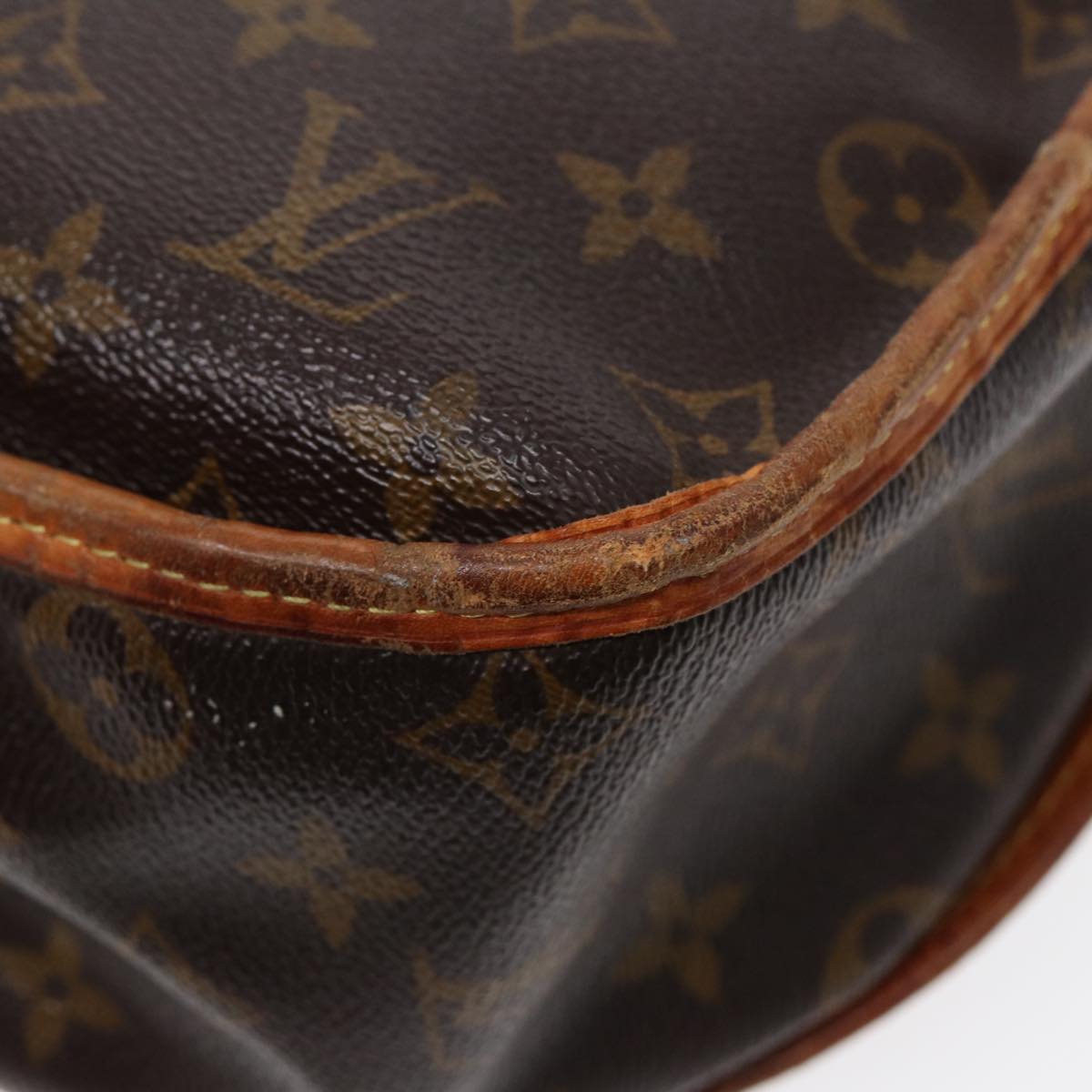 LOUIS VUITTON Monogram Menilmontant MM Shoulder Bag M40473 LV Auth 86077