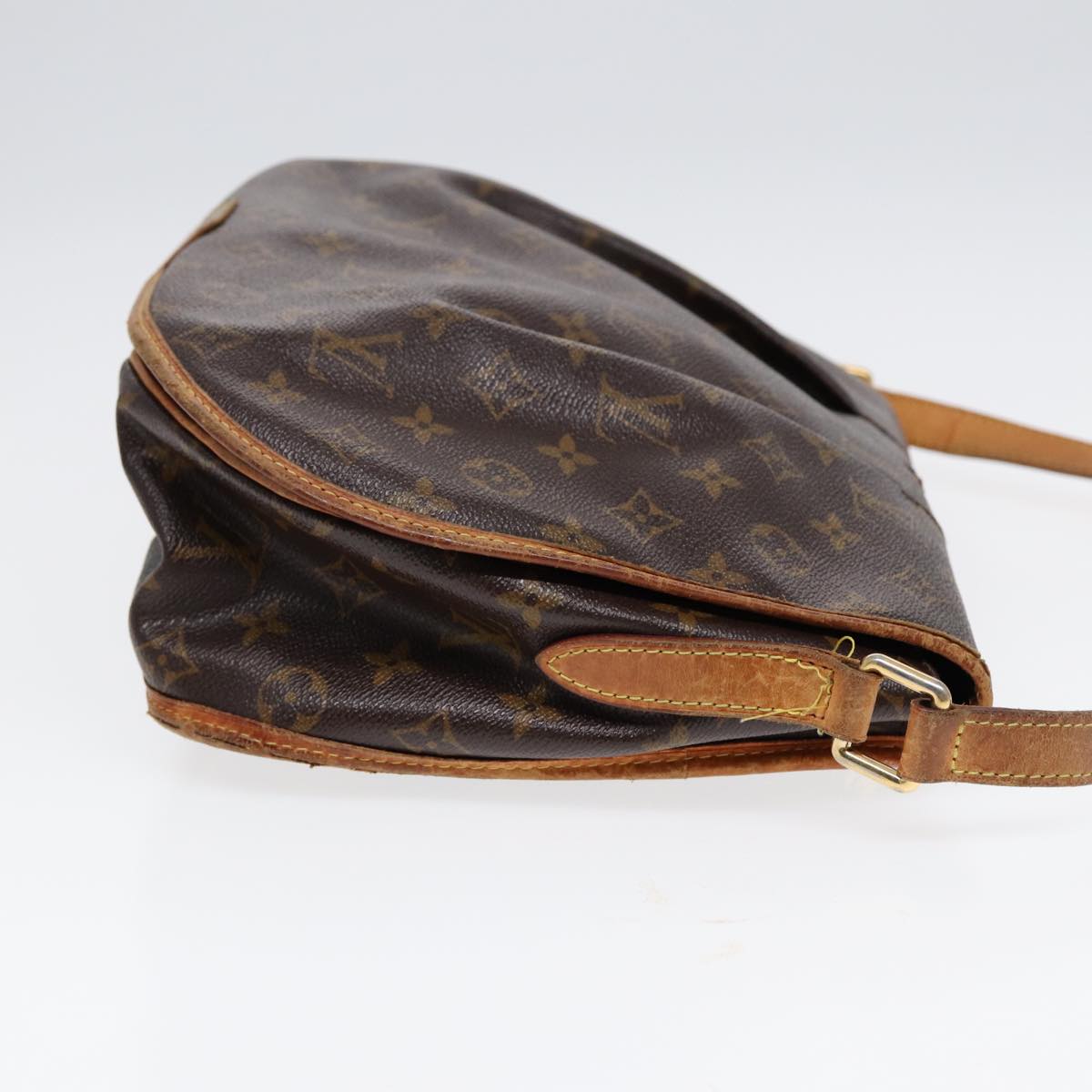 LOUIS VUITTON Monogram Menilmontant MM Shoulder Bag M40473 LV Auth 86077