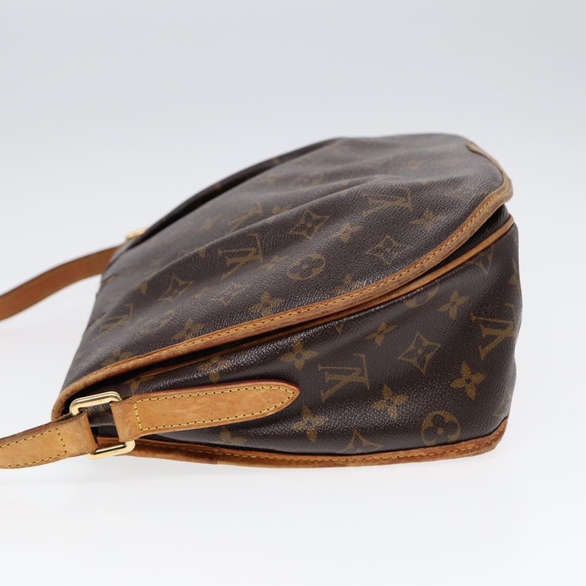 LOUIS VUITTON Monogram Menilmontant MM Shoulder Bag M40473 LV Auth 86077