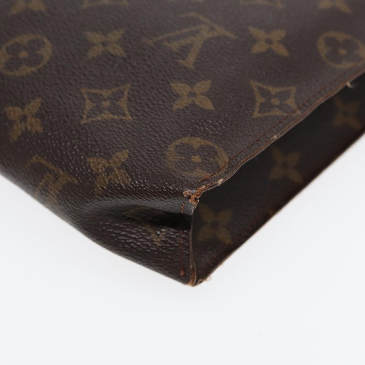 LOUIS VUITTON Monogram Poche Toilette 26 Pouch M47542 LV Auth 86142