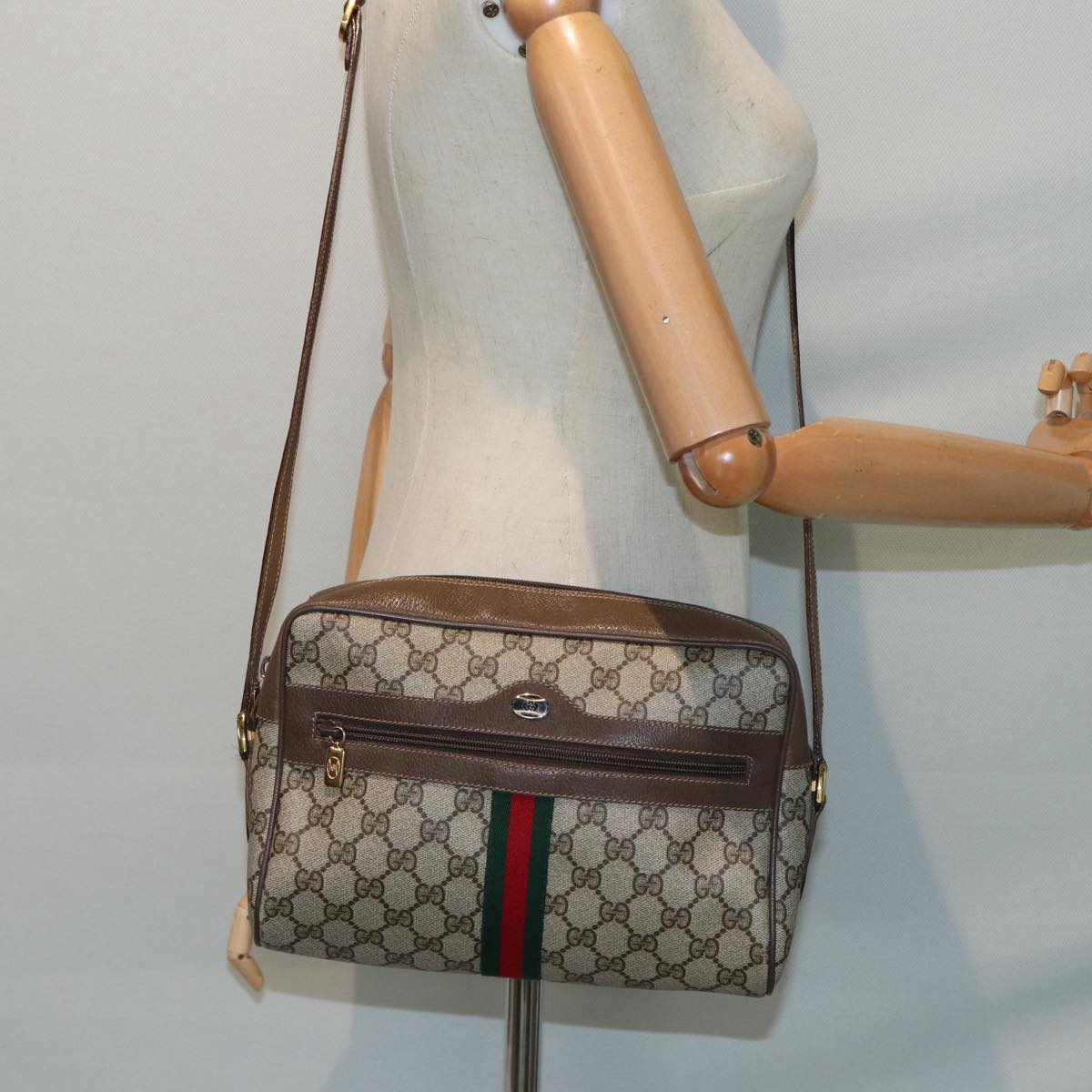 GUCCI GG Supreme Web Sherry Line Shoulder Bag Beige Gold 56 02 005 Auth 86167