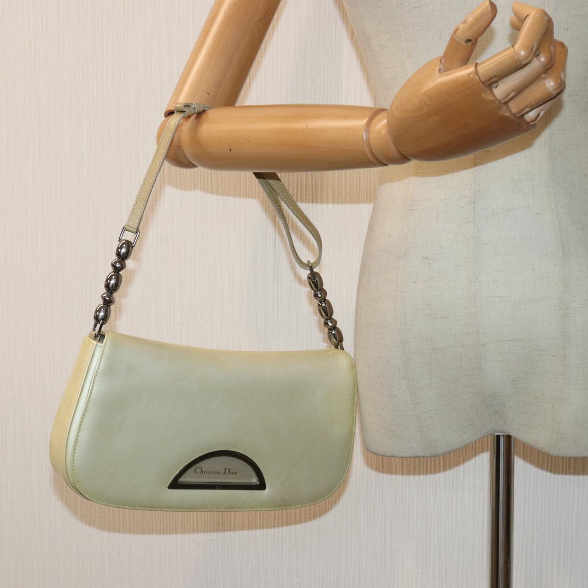 Christian Dior Shoulder Bag Enamel White Auth 86173