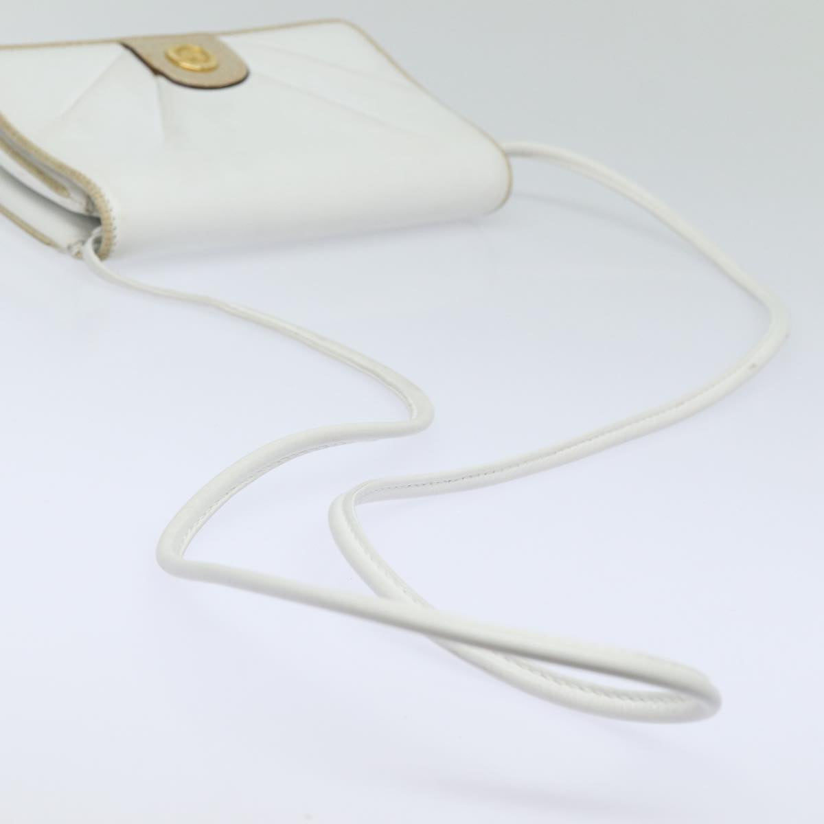 CELINE Horse Carriage Shoulder Bag Leather White Gold Auth 86183