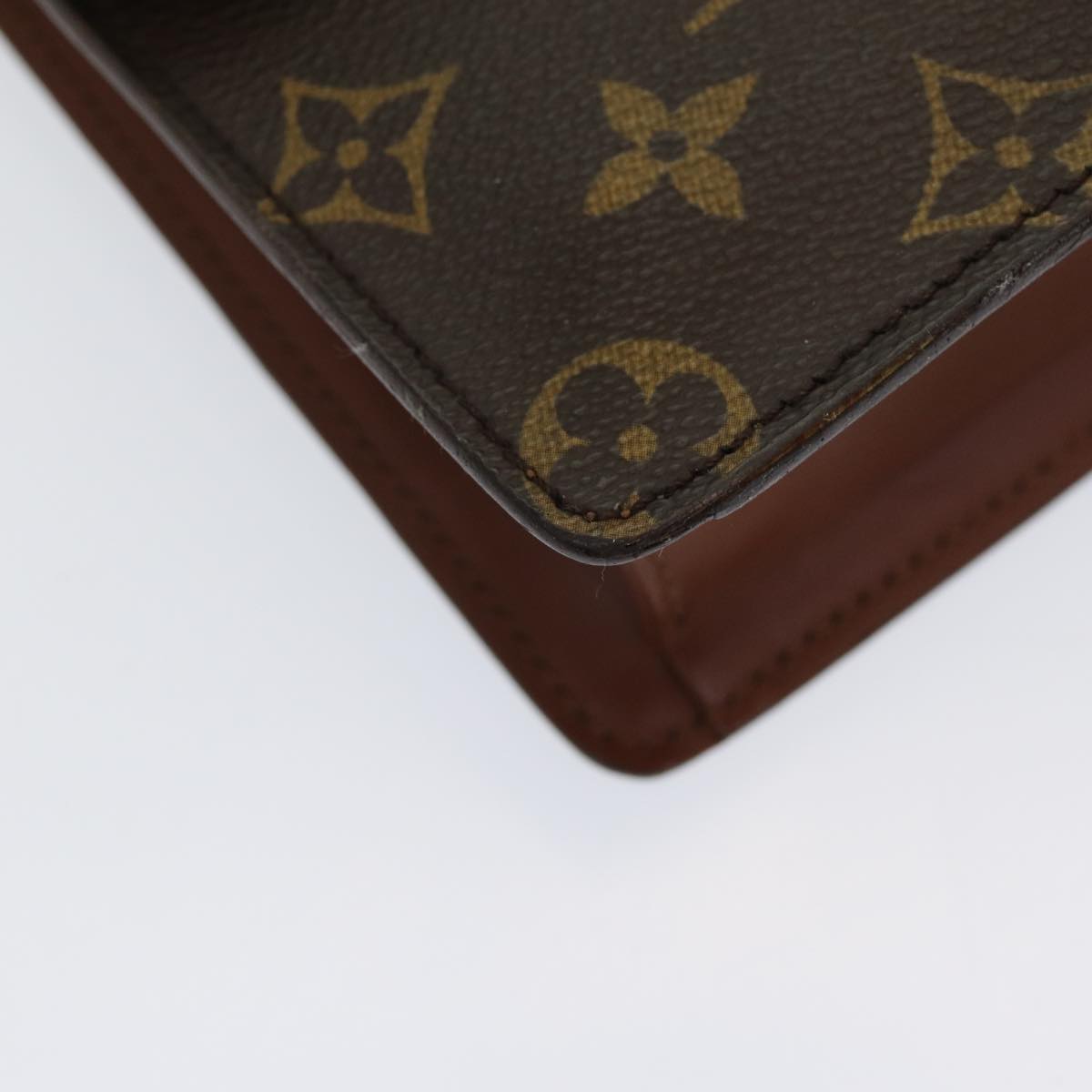 LOUIS VUITTON Monogram Chaillot Clutch Bag M51786 LV Auth 86210