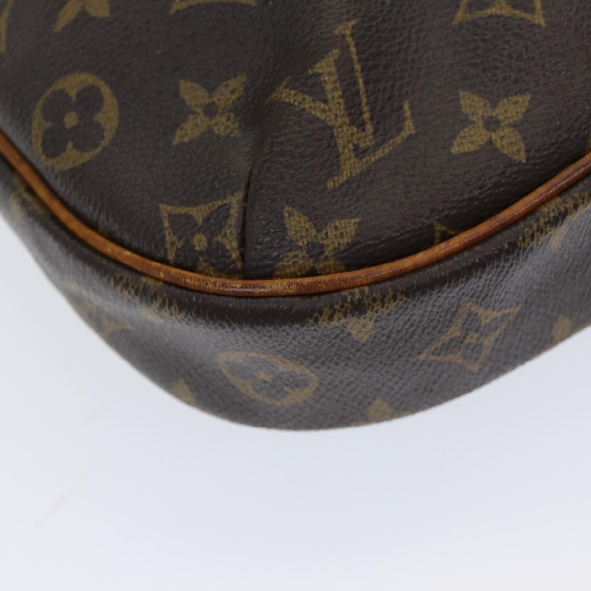 LOUIS VUITTON Monogram Odeon PM Shoulder Bag M56390 LV Auth 86236