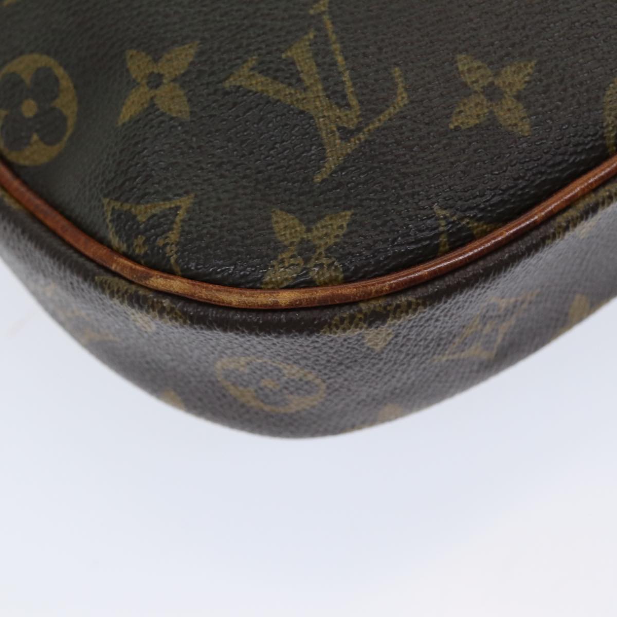 LOUIS VUITTON Monogram Odeon PM Shoulder Bag M56390 LV Auth 86236