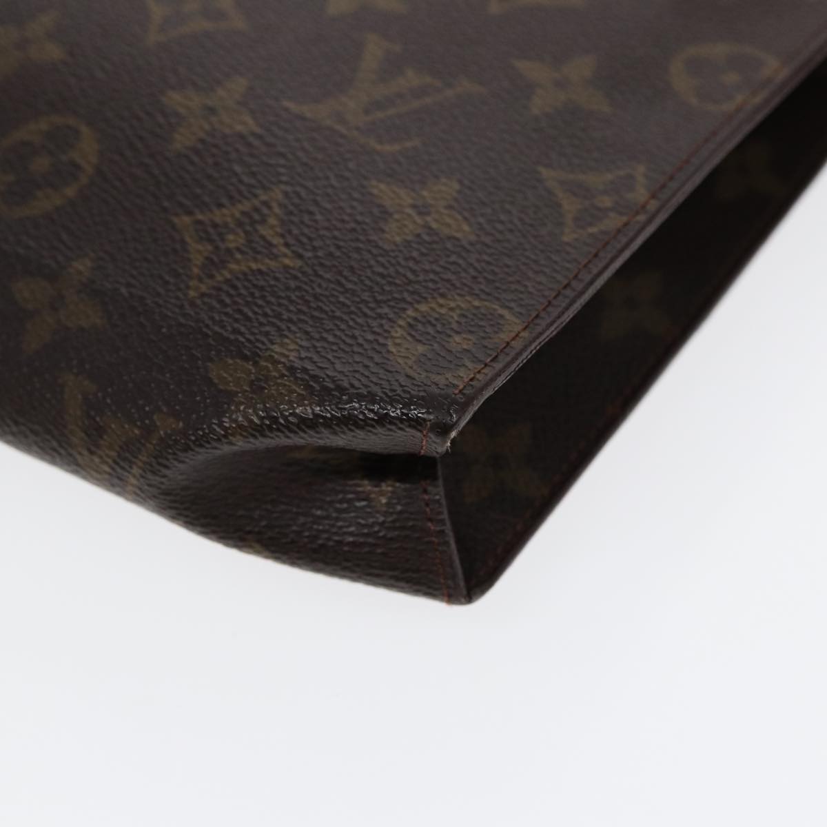 LOUIS VUITTON Monogram Poche Toilette 26 Pouch M47542 LV Auth 86314