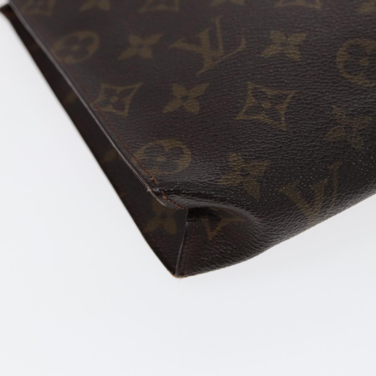 LOUIS VUITTON Monogram Poche Toilette 26 Pouch M47542 LV Auth 86314