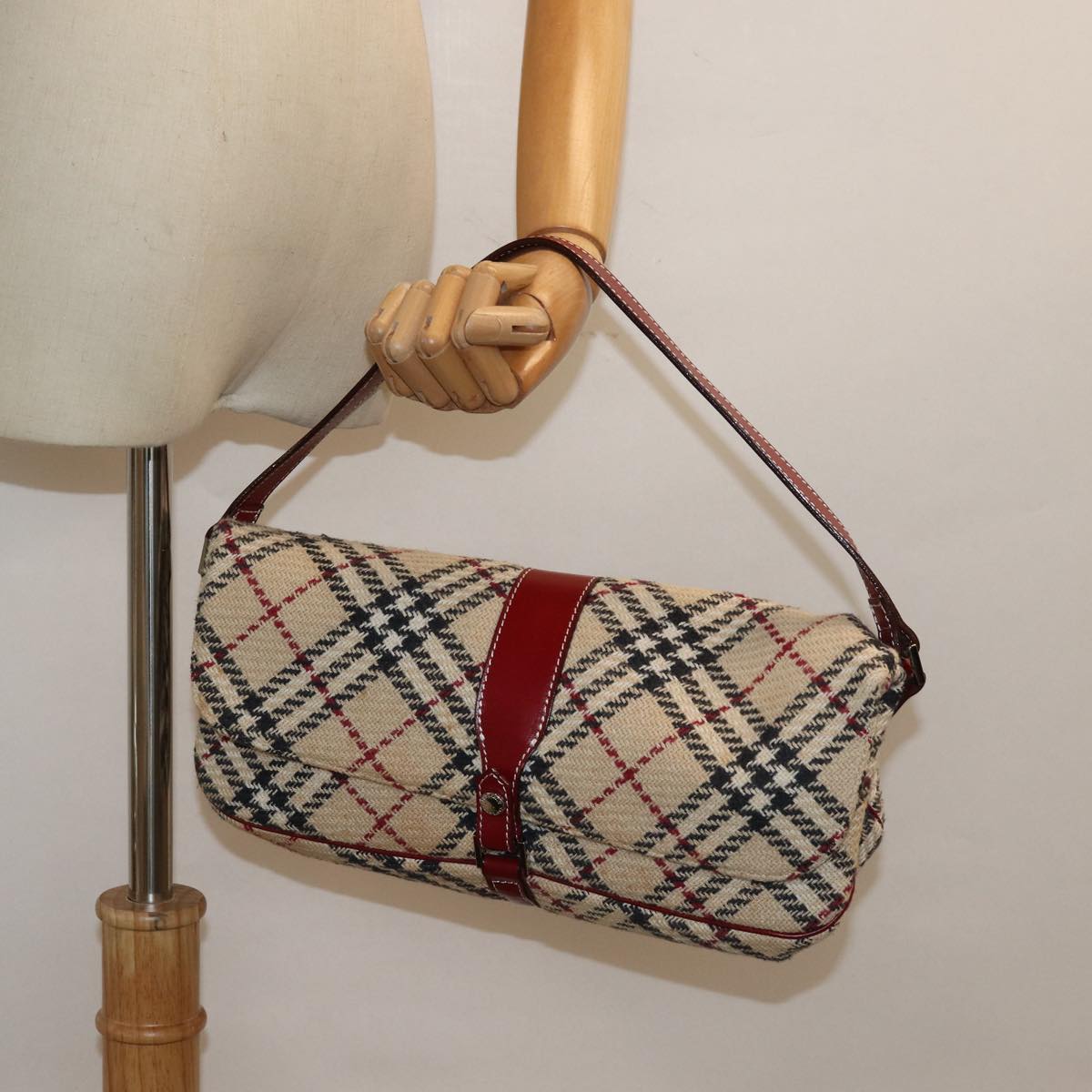 BURBERRY Nova Check Blue Label Shoulder Bag Wool Beige Silver Auth 86336