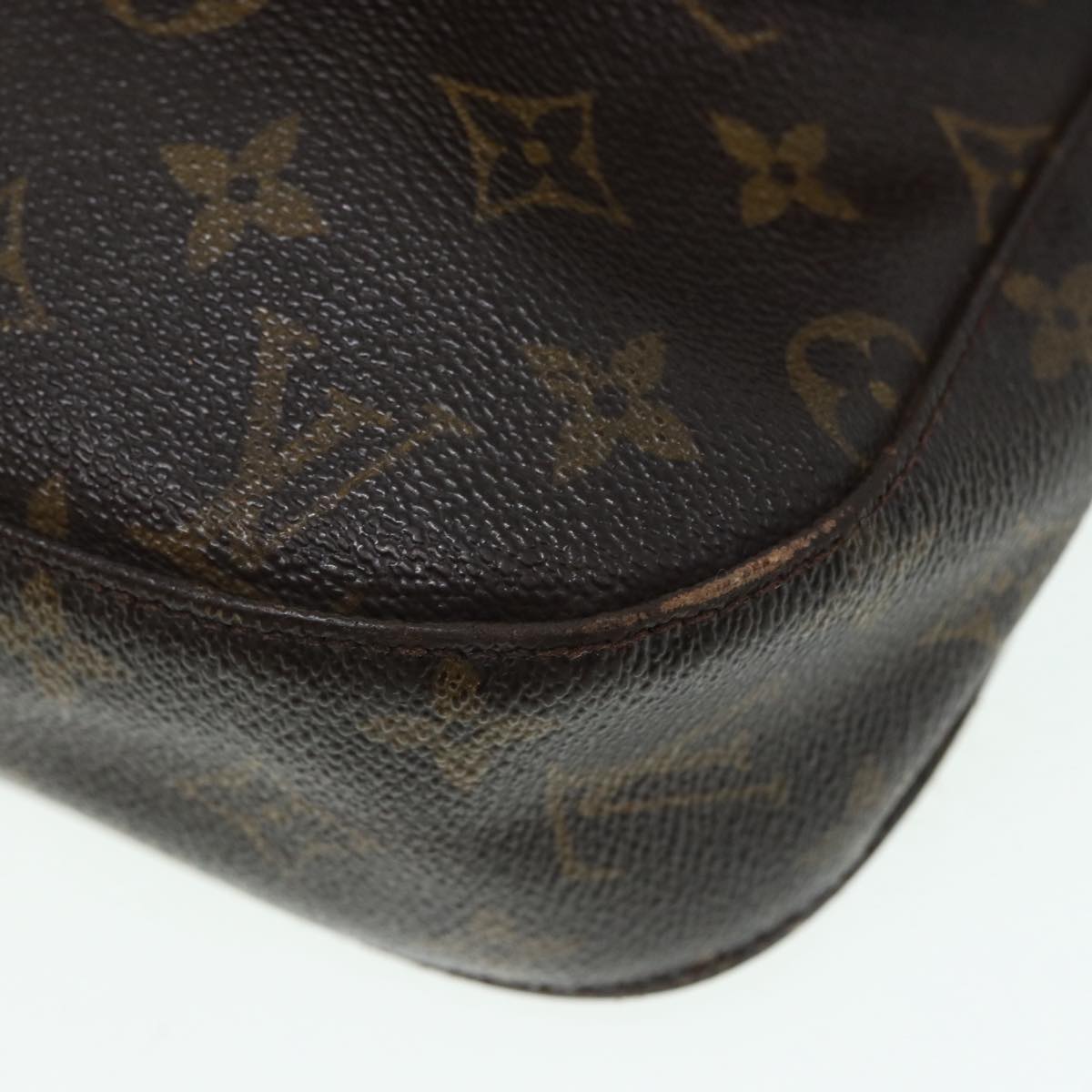 LOUIS VUITTON Monogram Saint Cloud GM Shoulder Bag M51242 LV Auth 86353