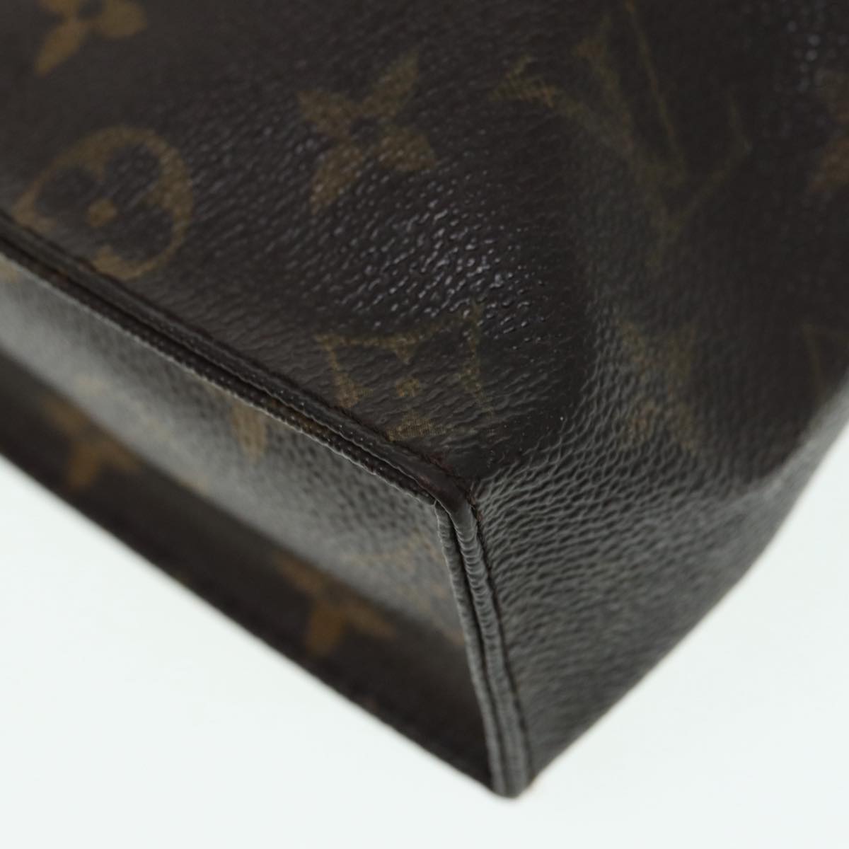 LOUIS VUITTON Monogram Poche Toilette 26 Pouch M47542 LV Auth 86356