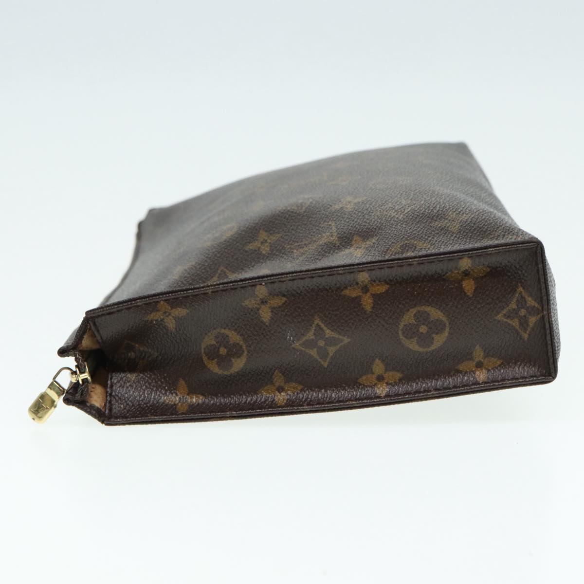 LOUIS VUITTON Monogram Poche Toilette 26 Pouch M47542 LV Auth 86356