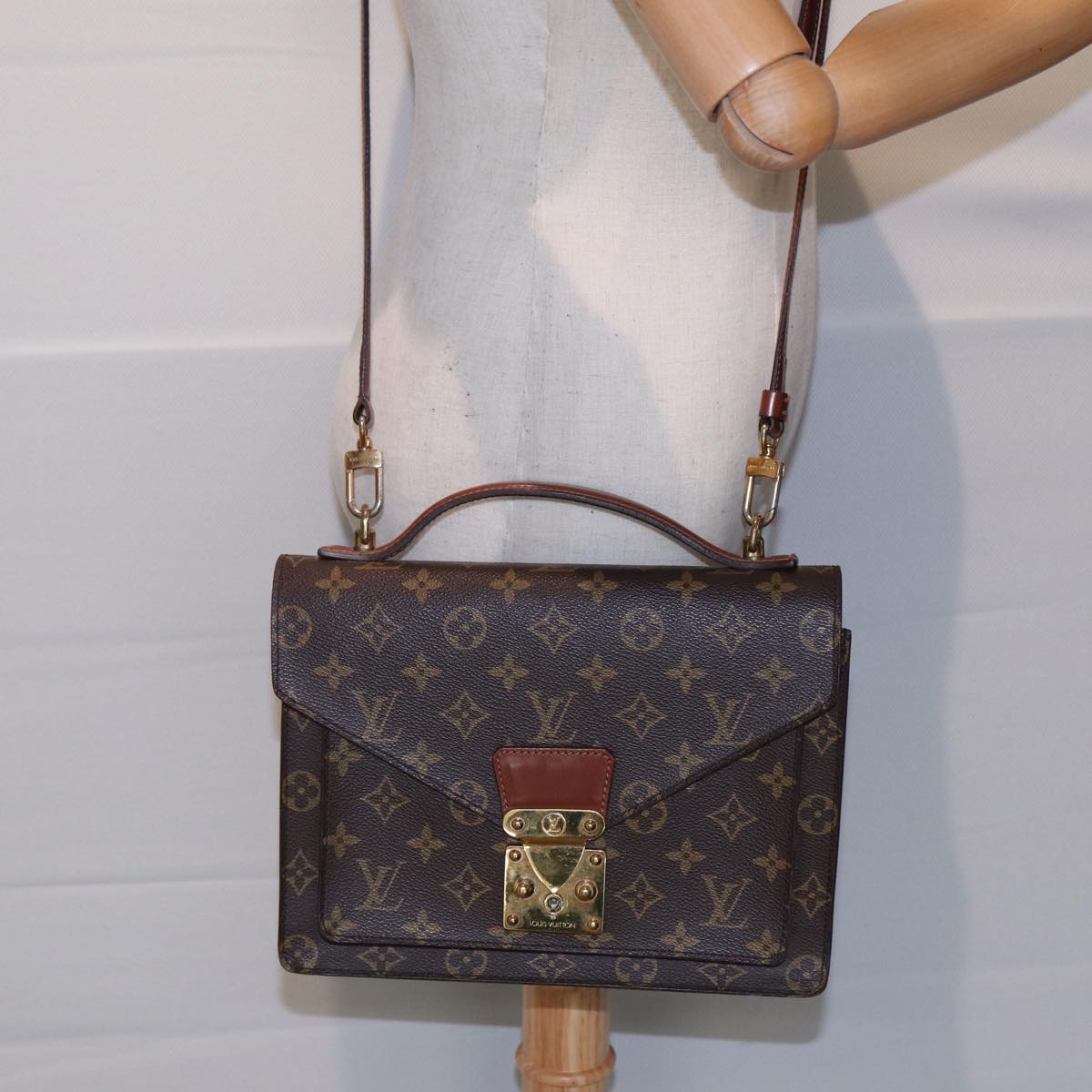 LOUIS VUITTON Monogram Monceau 26 Shoulder Bag M51187 LV Auth 86375