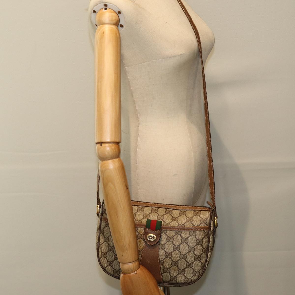 GUCCI GG Canvas Web Sherry Line Shoulder Bag PVC Beige Green Red Auth 86406