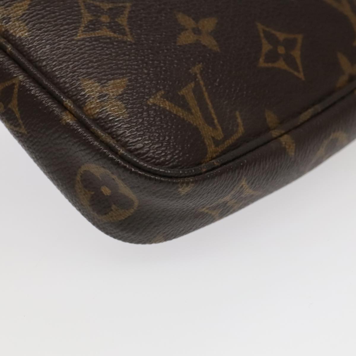 LOUIS VUITTON Monogram Pochette Accessoires Pouch M51980 LV Auth 86490