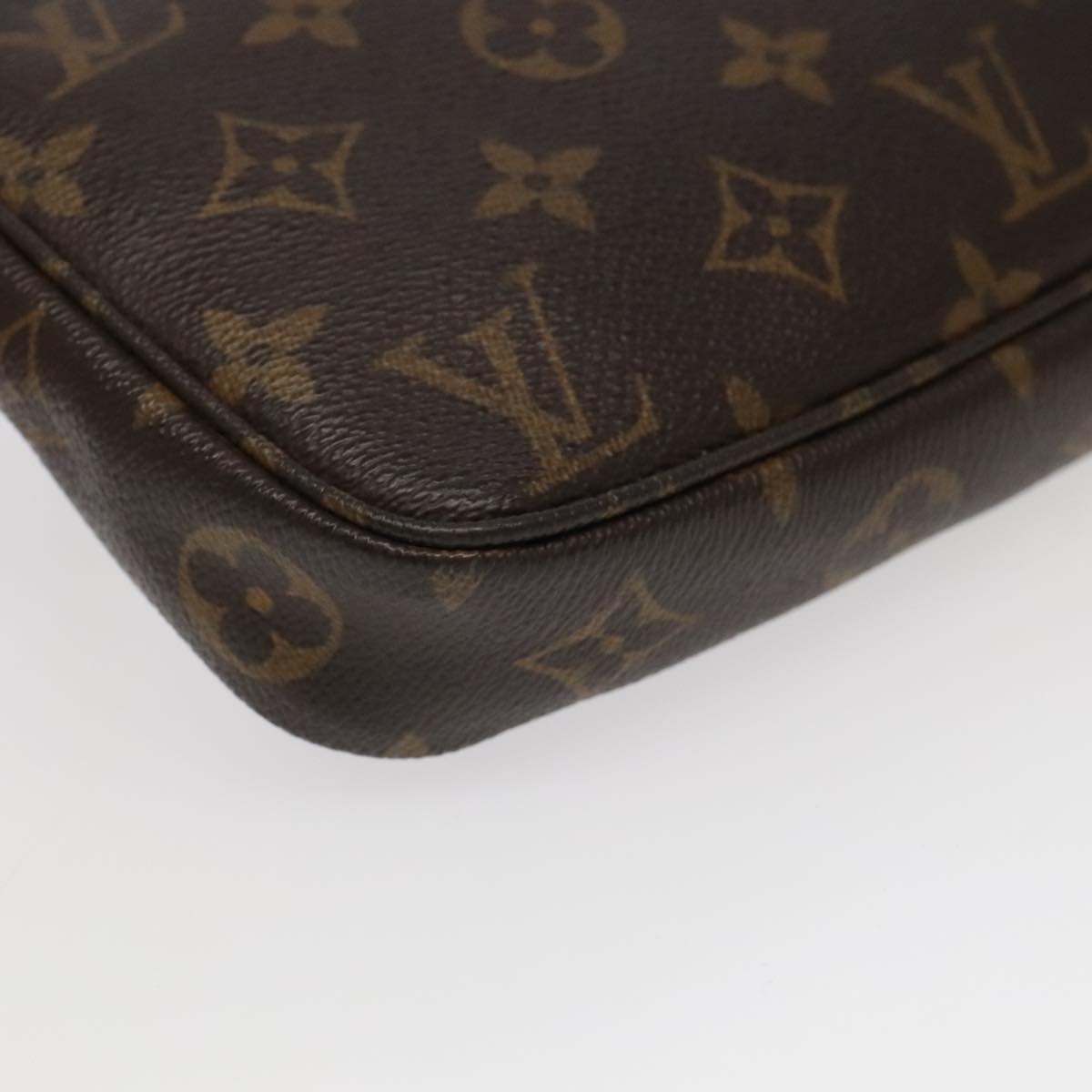 LOUIS VUITTON Monogram Pochette Accessoires Pouch M51980 LV Auth 86490