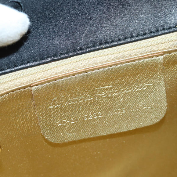 Salvatore Ferragamo Rucksack Leder Schwarz Gold Auth 86612
