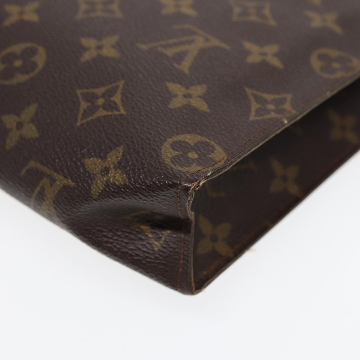 LOUIS VUITTON Monogram Poche Toilette 26 Pouch M47542 LV Auth 86626