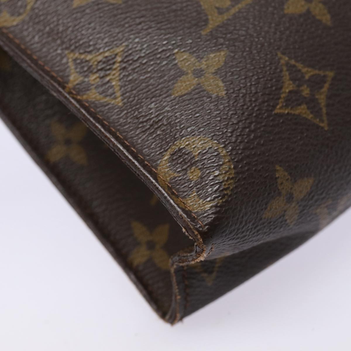 LOUIS VUITTON Monogram Poche Toilette 26 Pouch M47542 LV Auth 86681