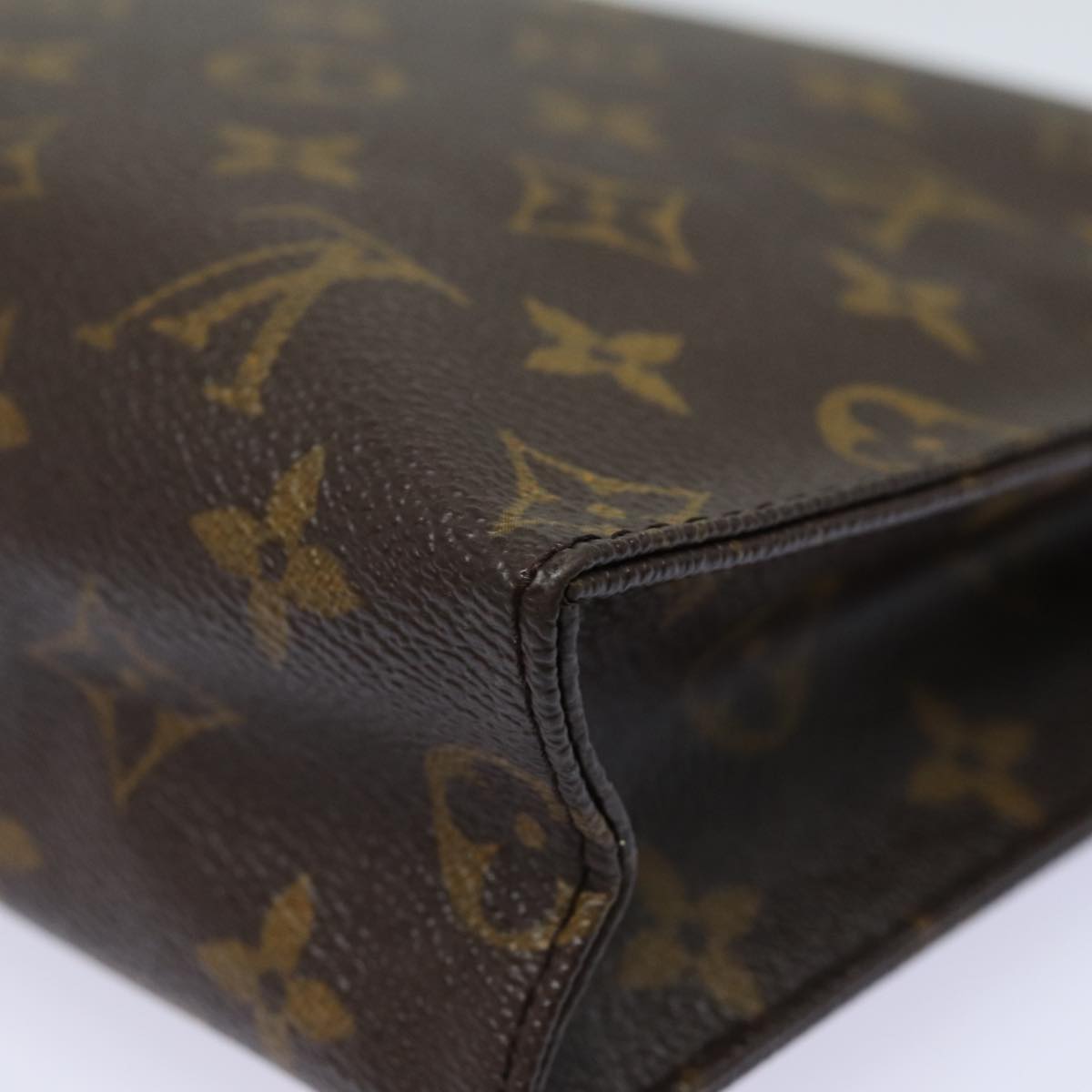 LOUIS VUITTON Monogram Poche Toilette 26 Pouch M47542 LV Auth 86693