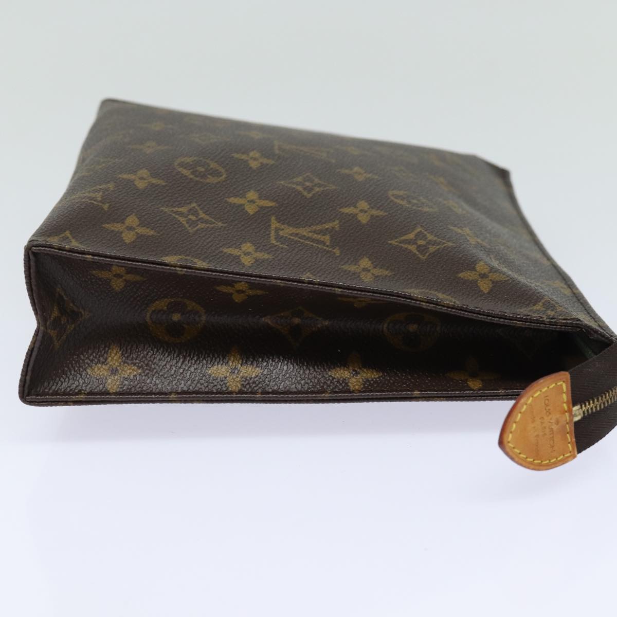 LOUIS VUITTON Monogram Poche Toilette 26 Pouch M47542 LV Auth 86693