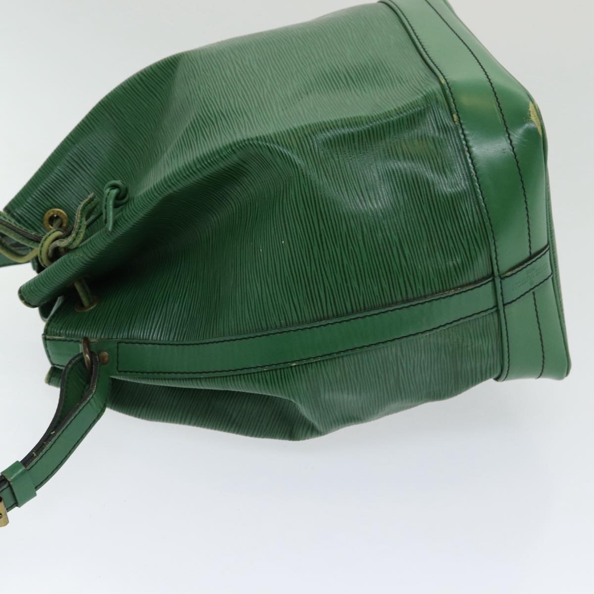 LOUIS VUITTON Epi Noe Shoulder Bag Green M44004 LV Auth 86731