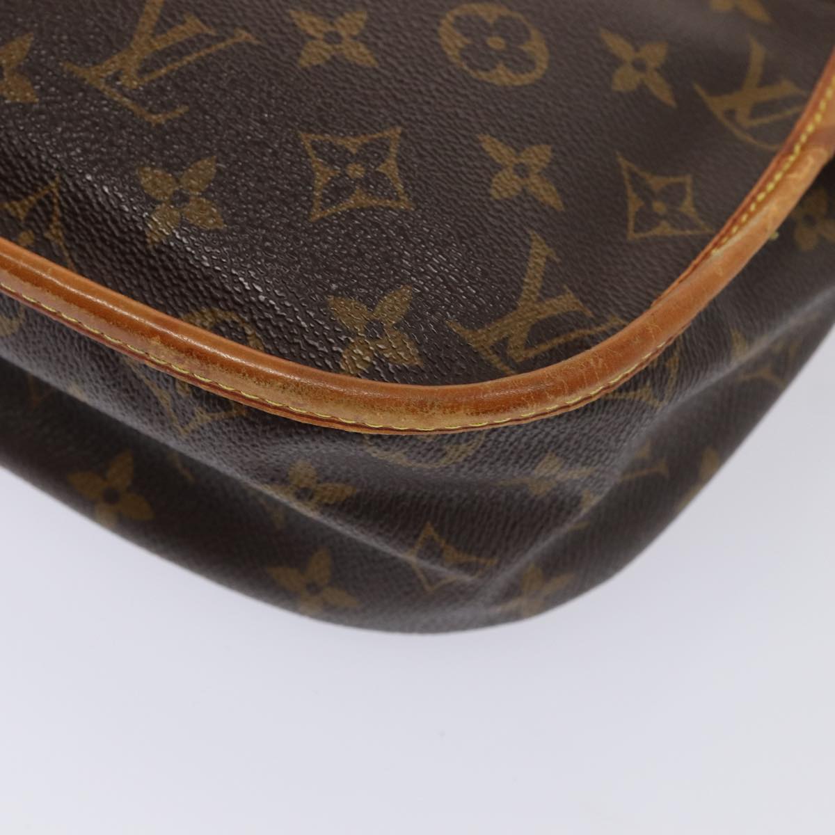 LOUIS VUITTON Monogram Menilmontant PM Shoulder Bag M40474 LV Auth 86751