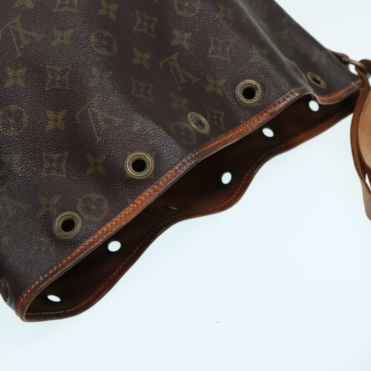 LOUIS VUITTON Monogram Petit Noe Shoulder Bag M42226 LV Auth 86756