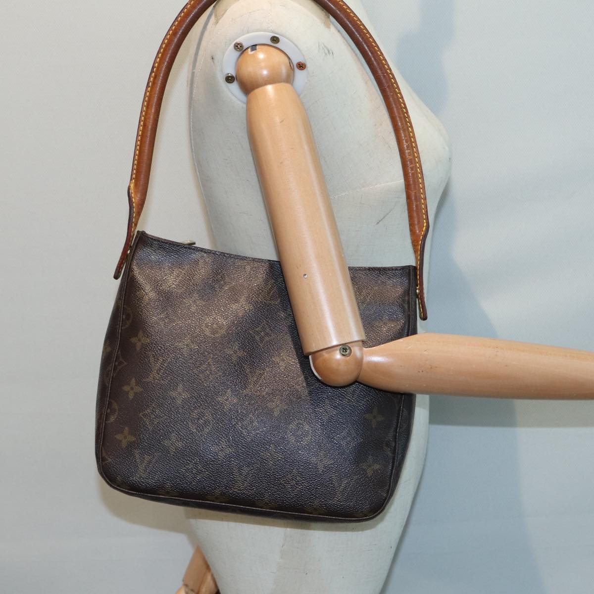 LOUIS VUITTON Monogram Looping MM Shoulder Bag M51146 LV Auth 86768